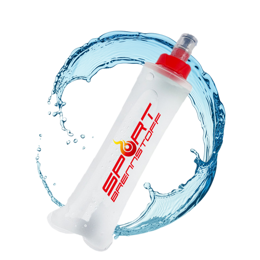 SportBrennstoff BEGLEITER - Trinkflasche mit flexiblem Design und tropfsicherem Verschluss, ideal für Outdoor-Aktivitäten und Radsport.