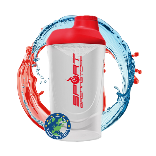 SportBrennstoff SHAKER: Dein perfekter Fitness-Begleiter mit rotem Deckel und Logo, ideal für Proteinshakes und Smoothies beim Training.